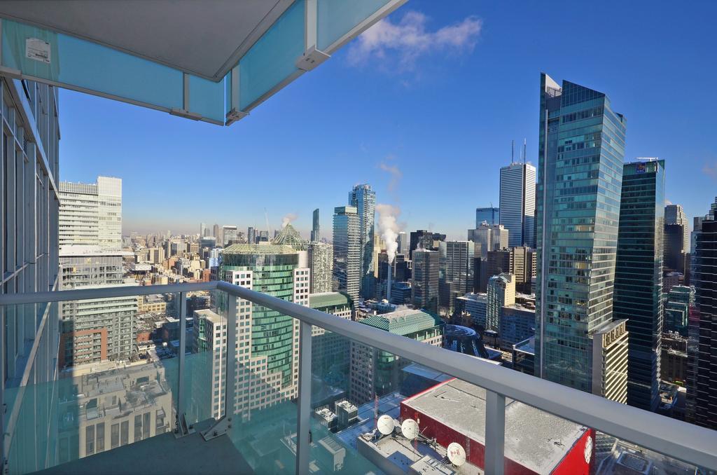 Atlas Suites - Cn Tower & Convention Centre 多伦多 客房 照片