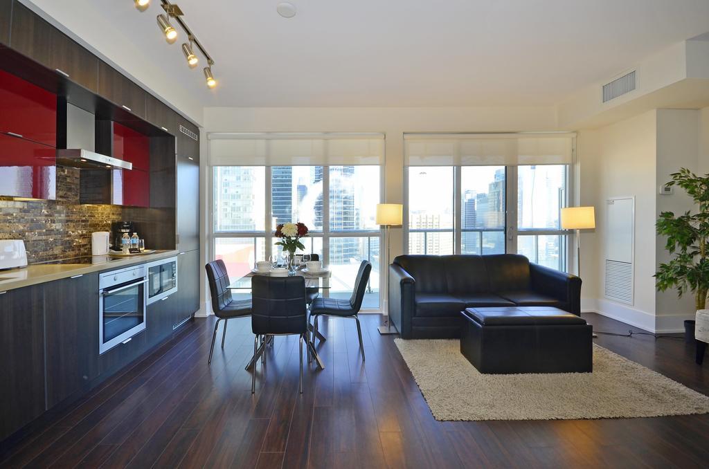 Atlas Suites - Cn Tower & Convention Centre 多伦多 客房 照片