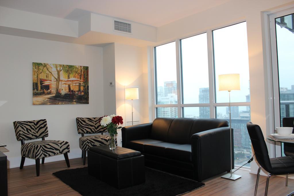 Atlas Suites - Cn Tower & Convention Centre 多伦多 外观 照片